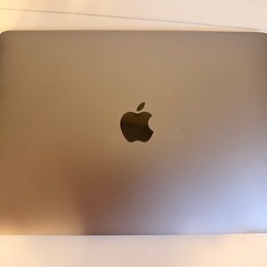 Apple Macbook 12" 256GB SSD Core M3 8GB RAM Space Gray macOS